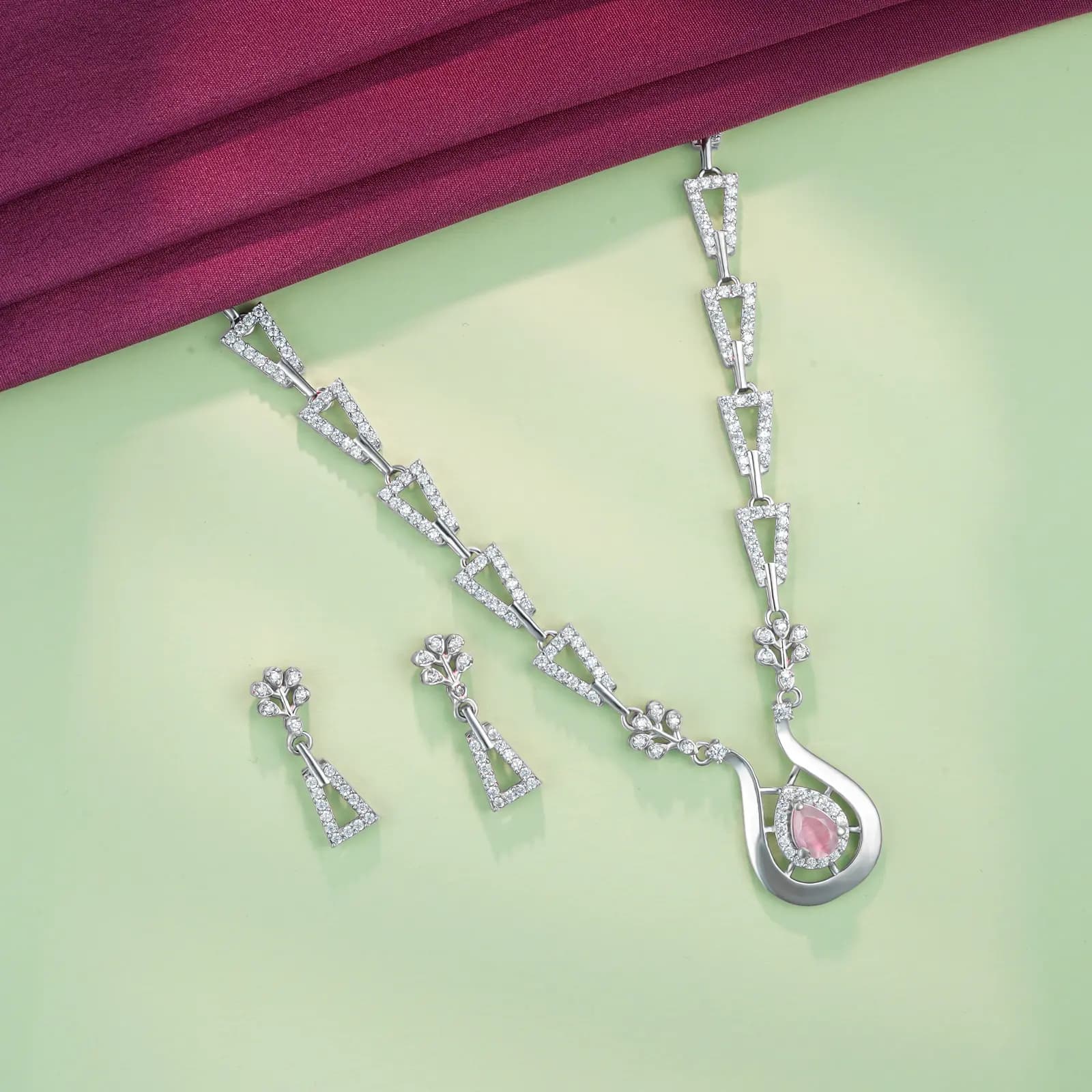Pink Crystal Dynasty Necklace Set Pink Crystal Dynasty Necklace Set
