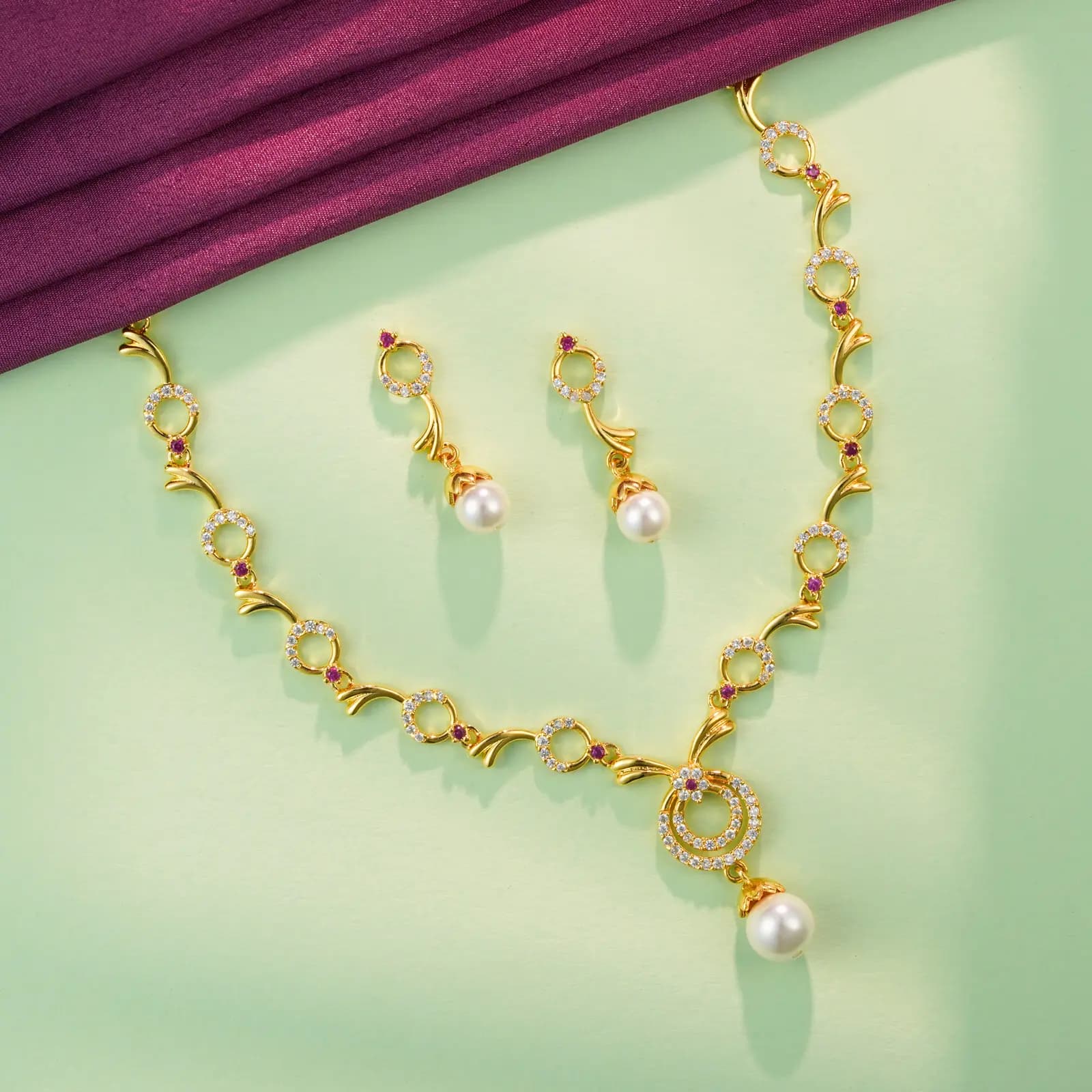 Pearl Royal Bloom Necklace Set Pearl Royal Bloom Necklace Set