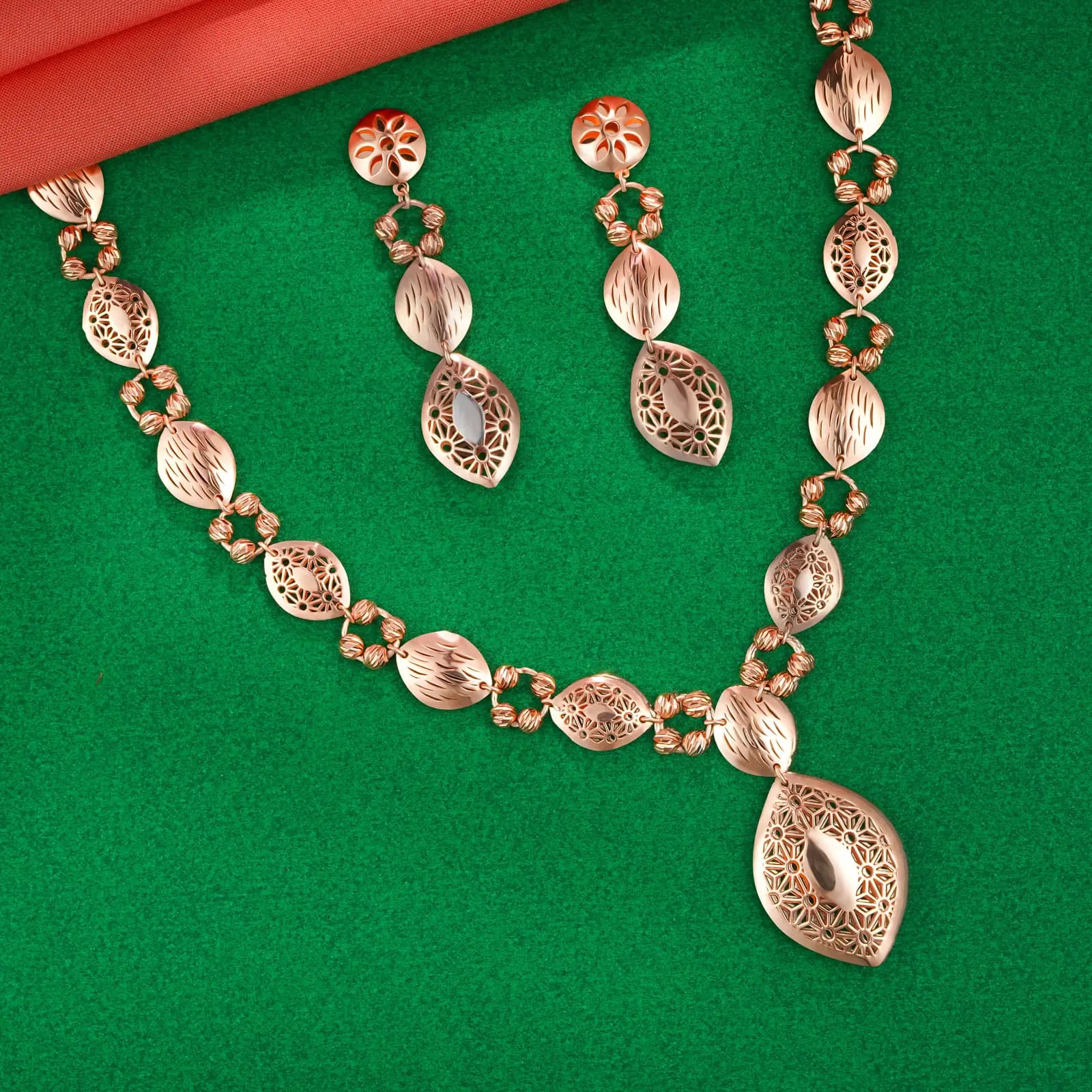Rose Carved Mirage Necklace Set Rose Carved Mirage Necklace Set